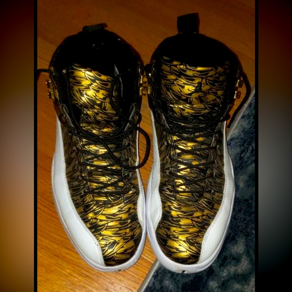 **SOLD** Retro Jordan 12 Wings